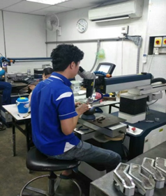 马来西亚客户使用AK（中国）一站式服务平台激光光纤激光焊接机